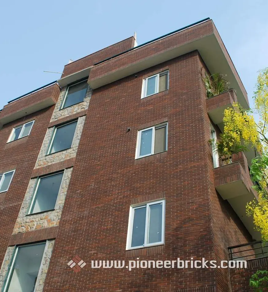 Pioneer terracotta tiles: Royal Bell series in brown