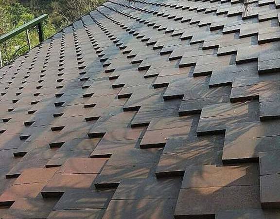 Pioneer clay tiles for roof: Enigma series in brown-black