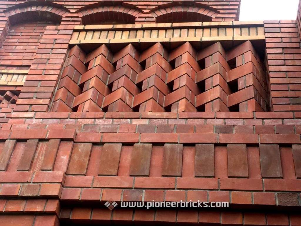 Pioneer sizes of bricks: Machine Brick series in terracotta-antique
