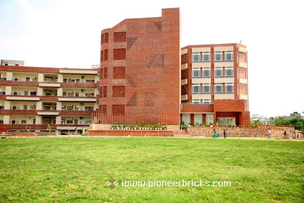 Pioneer wire cut bricks: Machine Brick series in terracotta