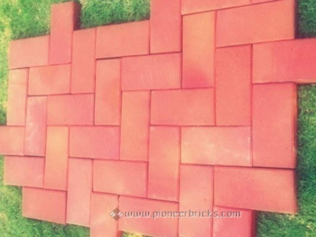 Pioneer garden design: Paver series in terracotta