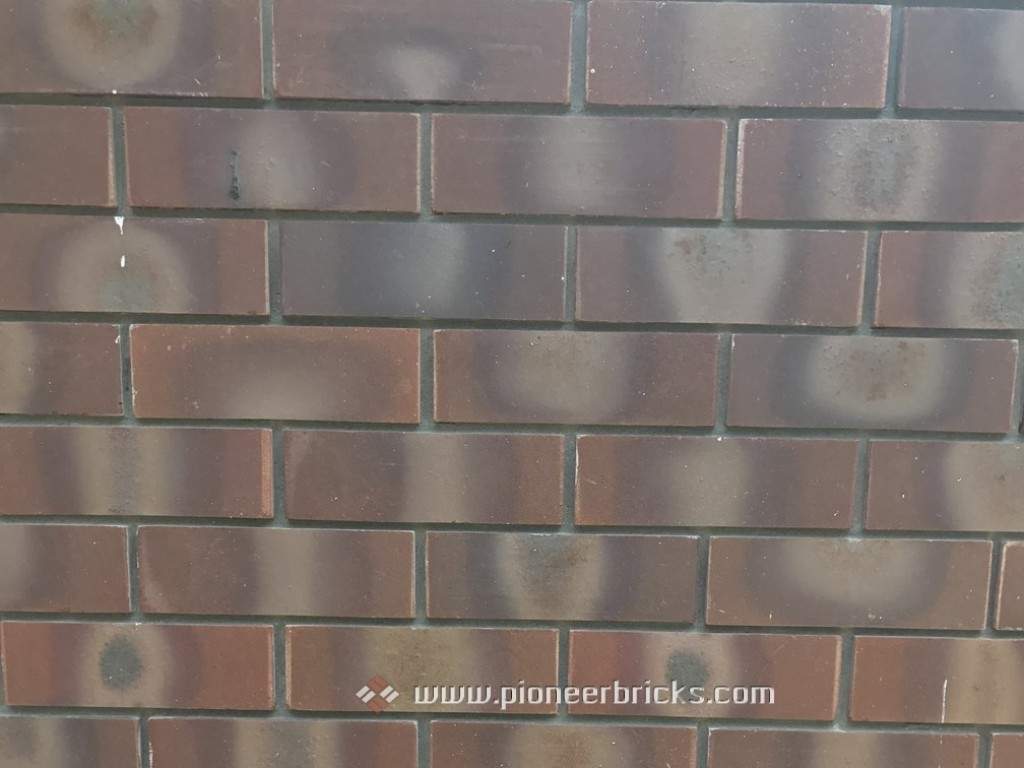 Red Oak Bricks in natural Black/Brown-Antique shades