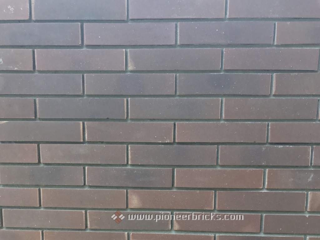 Royal Bell: cladding bricks in natural Brown/Black shades