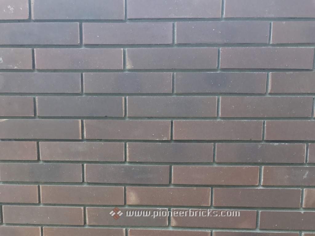 Royal Bell Bricks in natural Brown/Black shades