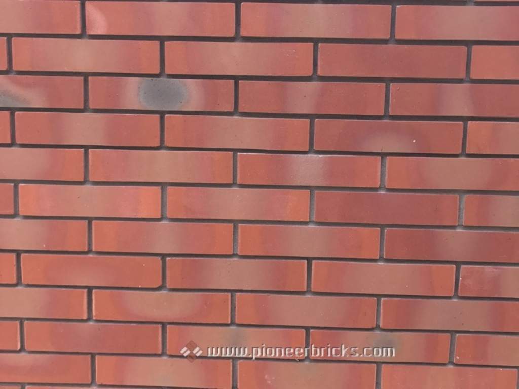 Royal Bell: cladding bricks in natural Terracotta-Antique shades